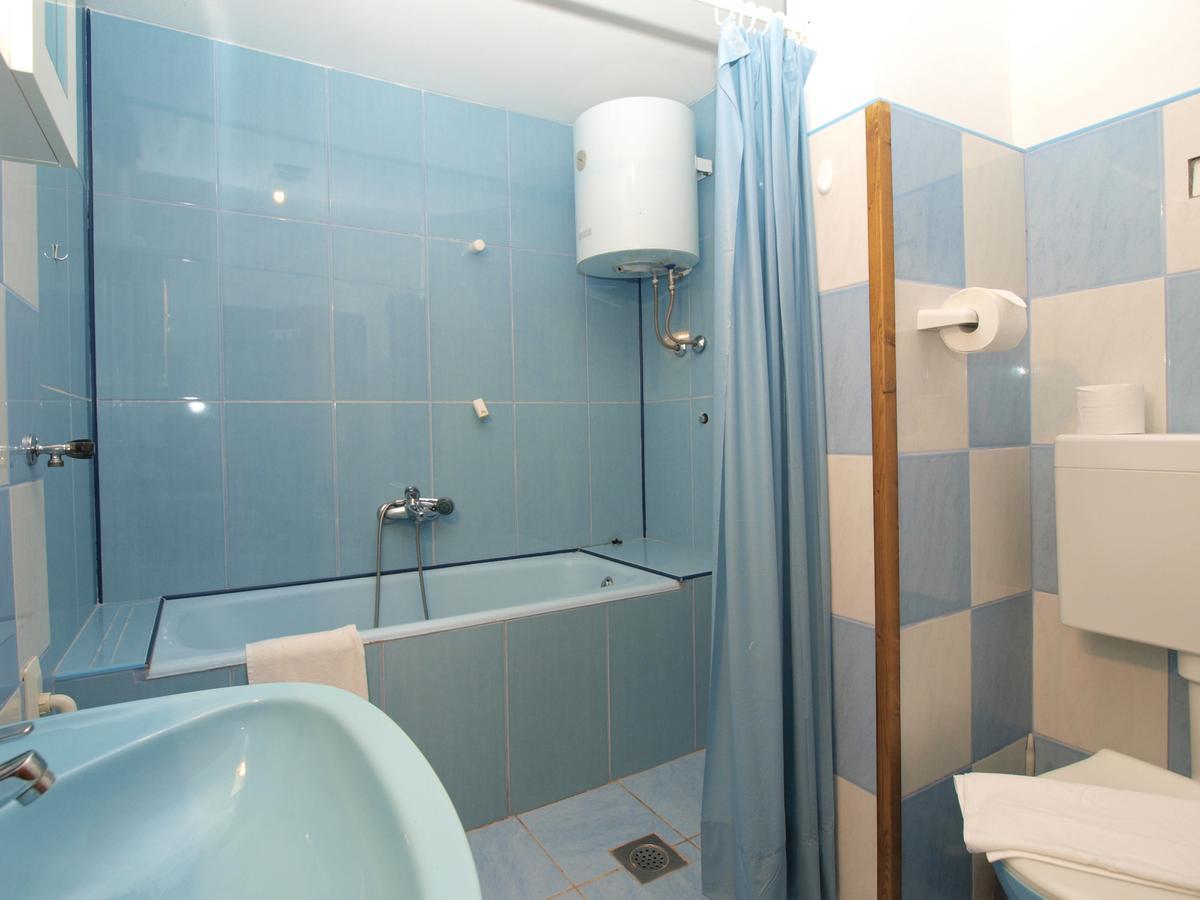 Apartments Davor 1676 Banjole Exterior foto