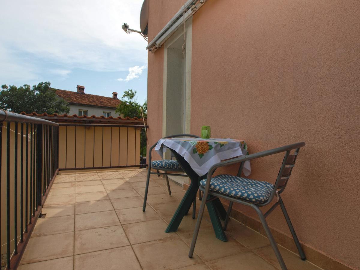Apartments Davor 1676 Banjole Exterior foto