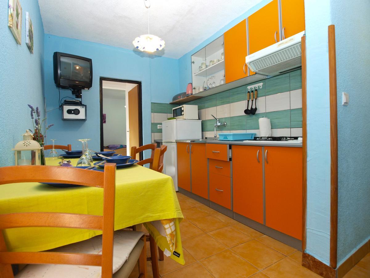 Apartments Davor 1676 Banjole Exterior foto