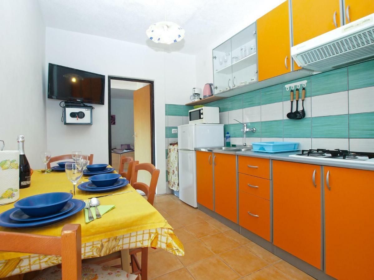 Apartments Davor 1676 Banjole Exterior foto