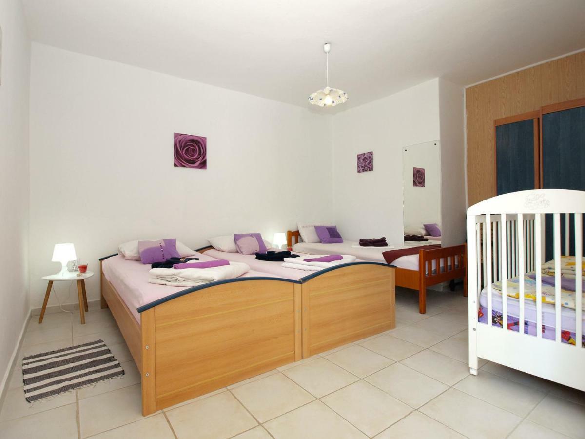 Apartments Davor 1676 Banjole Exterior foto